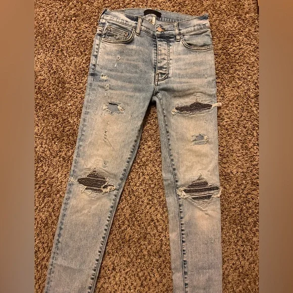 Selling amiri jeans (used)